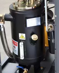 B&D Low Pressure Rotary Screw Air Compressor - Oil Separator